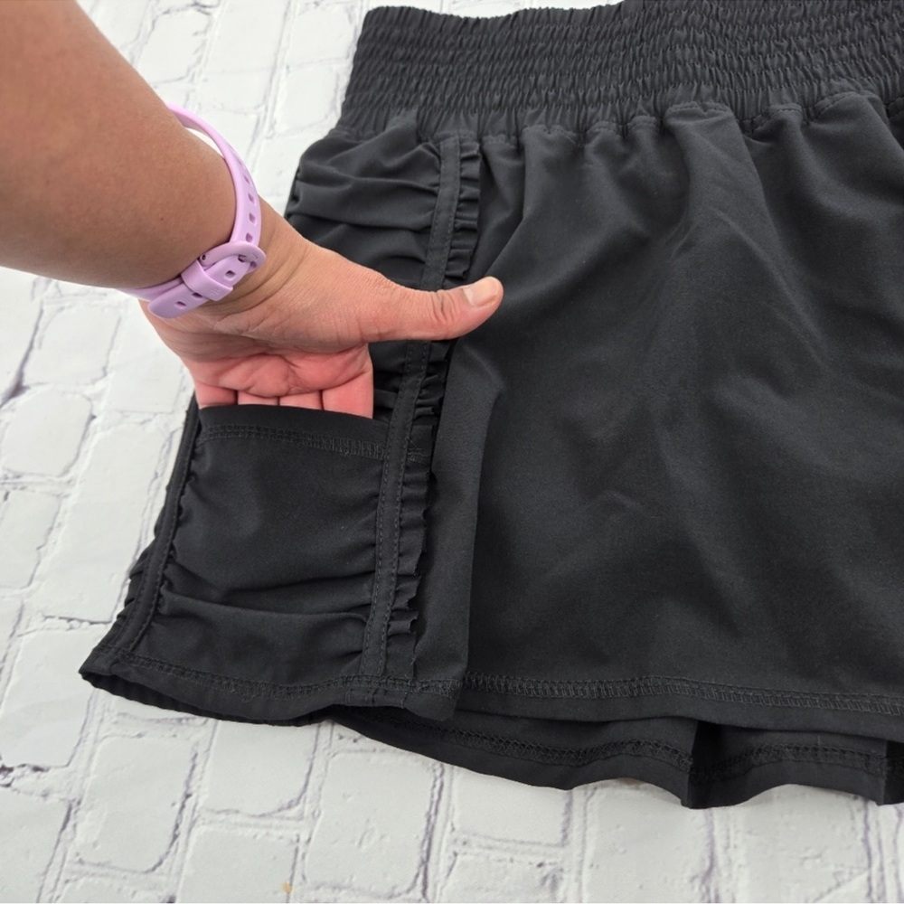 The Bubble Lifestyle “Prince” Black Ruffled Tennis / Golf Skirt Medium - Picture 9 of 11